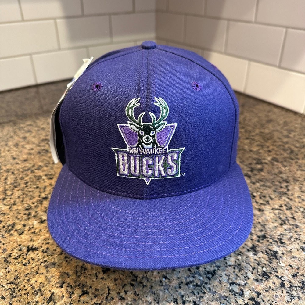 Vtg 90s Milwaukee Bucks New Era 59Fifty Pro Model Hat 7 3/8 Made in US Deadstock